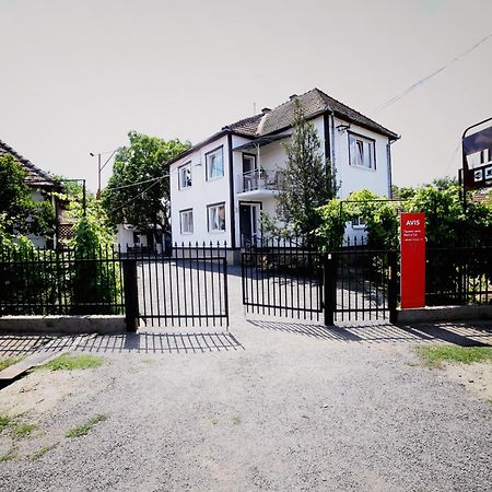 Villa Elena Yanoshi Eksteriør bilde